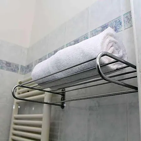 Caesar Hotel 3*